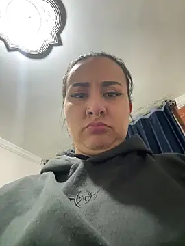 Abril_Luv webcam