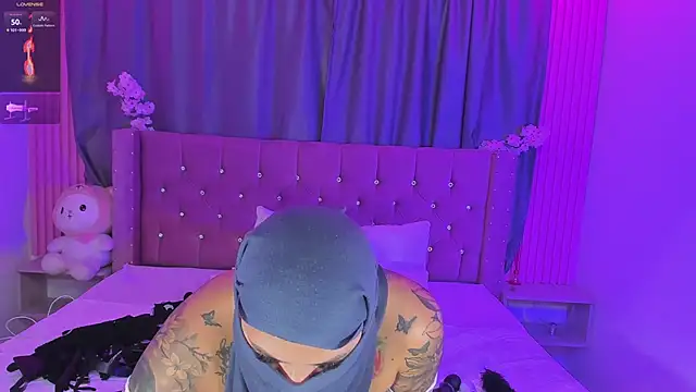 Nayla-Mouna webcam