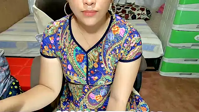 Filipina_Desire webcam