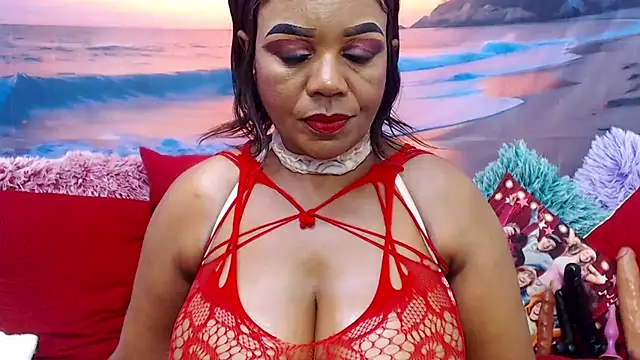 MATURExxxASS webcam