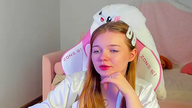 ElinaVale webcam