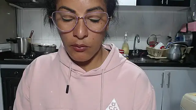 kateleyagrey webcam