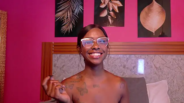 kinkyandsavage webcam