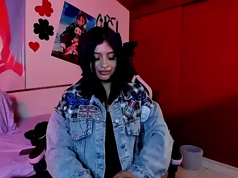zaraywhitmore webcam