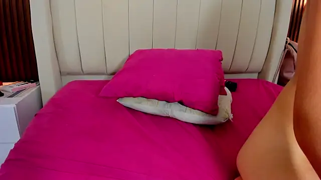 JENNA_ALARCON webcam