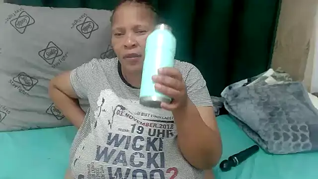 CaramelMelons78 webcam