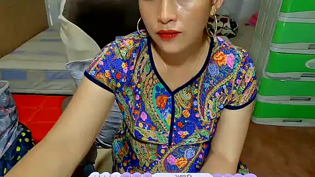 Filipina_Desire webcam