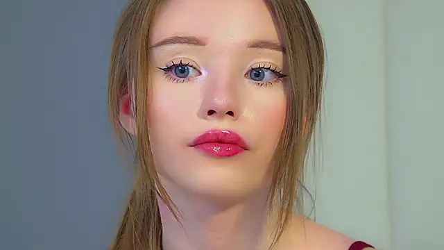 KeiraAsti webcam