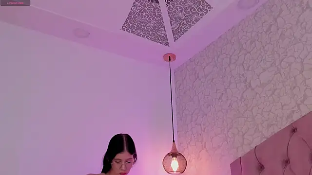 saraa_joness_ webcam