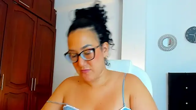 kathyajhonss webcam