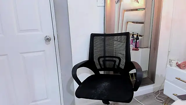 Noelle_Minx webcam