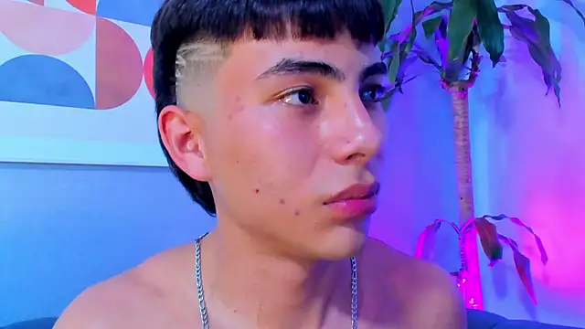 EthanSantori webcam