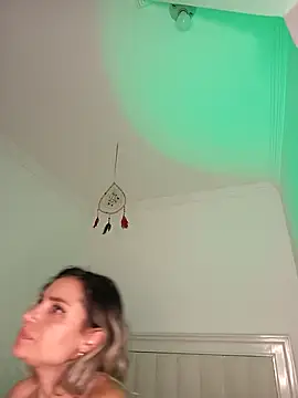 ASHLEY_BLAIR webcam