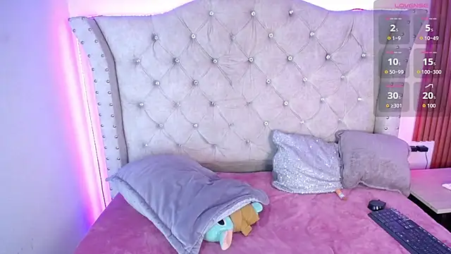 Elizabeth_Evans1 webcam