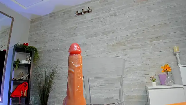 Cupcake_Izzy webcam