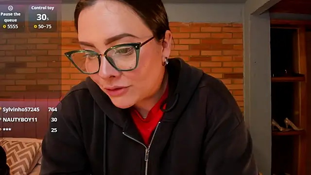 amaia_monet webcam
