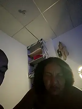 ANTHONYHOTT69 webcam
