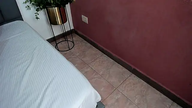 AnnaBroooks webcam
