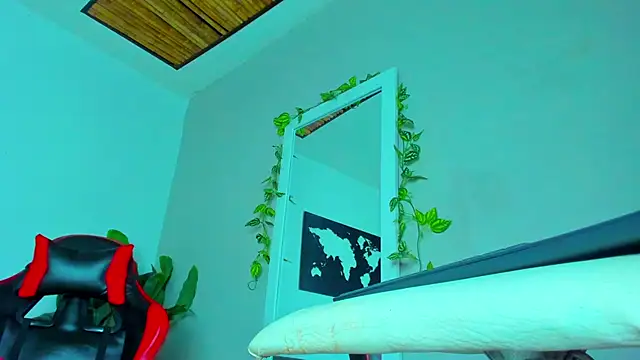 Alessrose webcam
