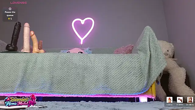 Bea_doll webcam