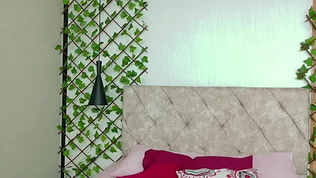 Nathy_Pelaez webcam