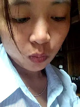 Tryphena webcam