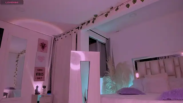Sussy_Bell01 webcam