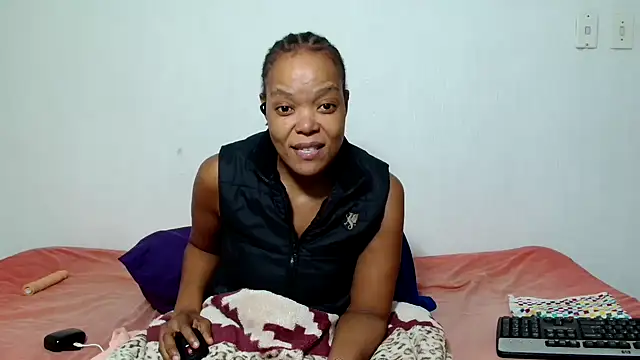 Feathergal69_ webcam