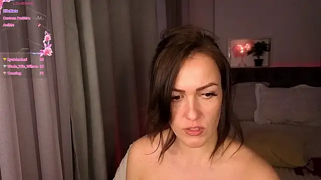 b1ushf1owerr webcam