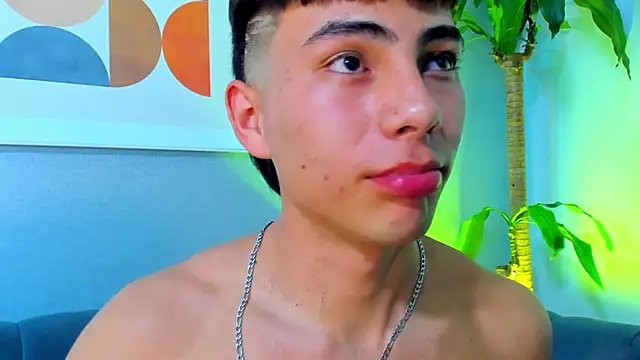 EthanSantori webcam