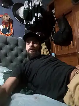 hairy_mannn webcam