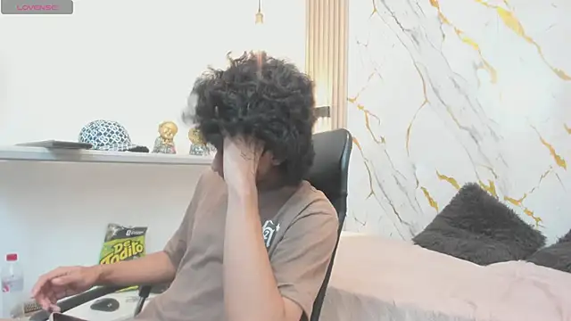 Zayn_Fox32 webcam