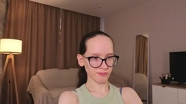 BettyBrowni webcam