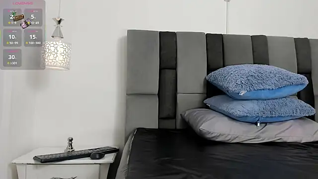 light_eyes_ webcam