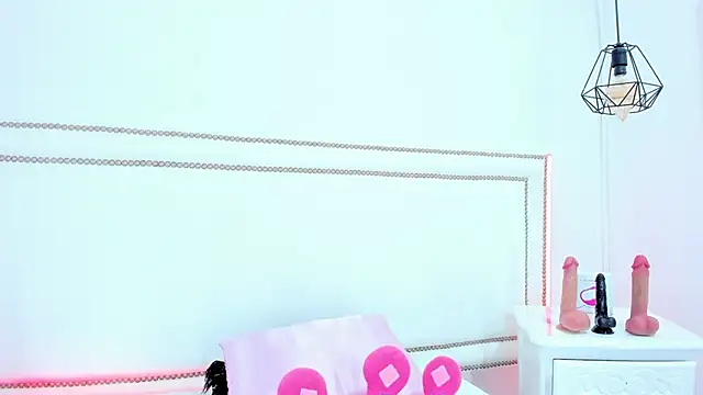 emma-sandoval webcam