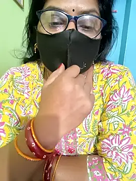 sexxyrenukaa webcam