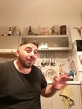 bear_skinny webcam