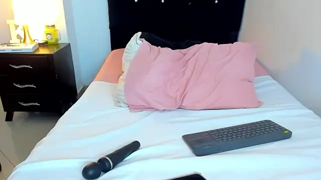 kathyajhonss webcam