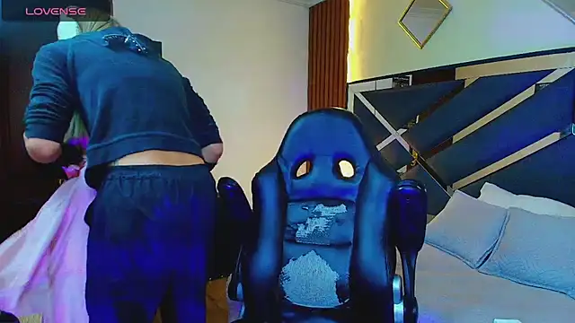 Kittie_Vixen webcam