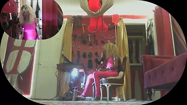 TheMississippiMadame webcam