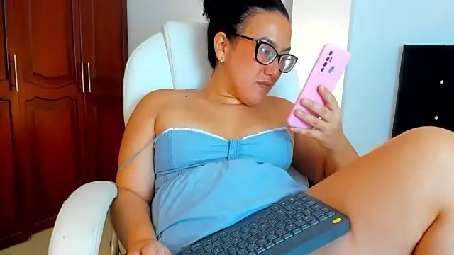 kathyajhonss webcam