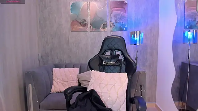 MelanieHudson_ webcam