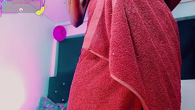 Kendall_hornyy webcam