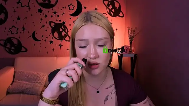 playful_sophie webcam
