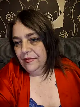 Preview of housewifemilf_courtney