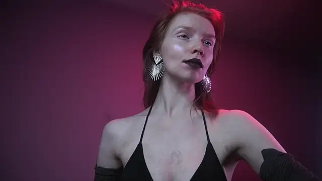 ginger_hugs webcam