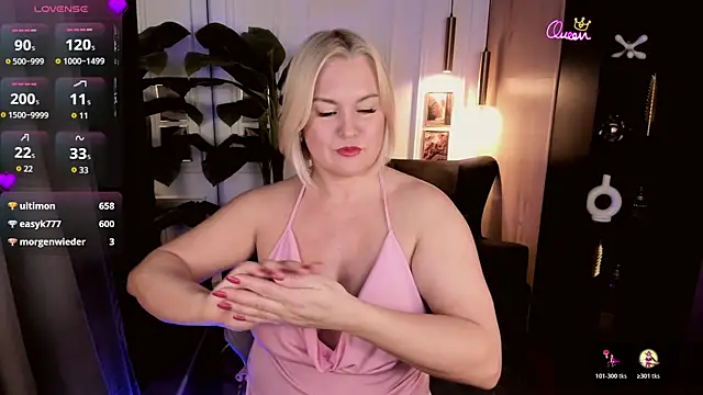 YolandaKiss webcam