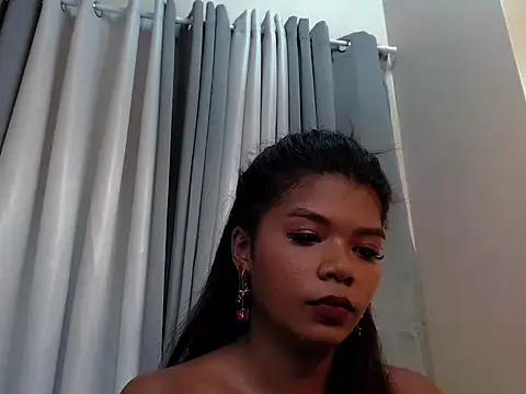 charlene_pretty webcam