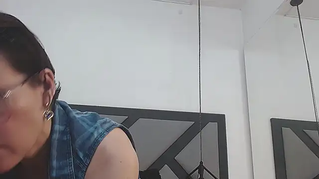 amanda_ramirez webcam