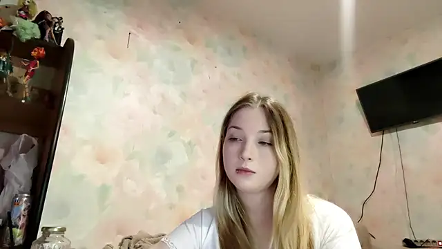 TiaBIanks webcam